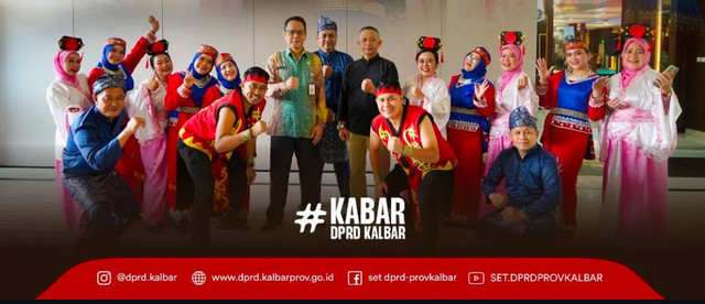 Tim paduan suara Sekretariat DPRD Provinsi Kalbar. Foto: Dok, Instagram @dprd.kalbar