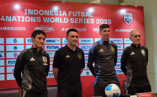 Konferensi pers turnamen uji coba 4 Nations World Series 2025 yang diikuti Timnas Futsal Indonesia, Argentina, Jepang, dan Arab Saudi di Jakarta, Rabu (29/01/25). Foto: Soni Insan Bagus/kumparan