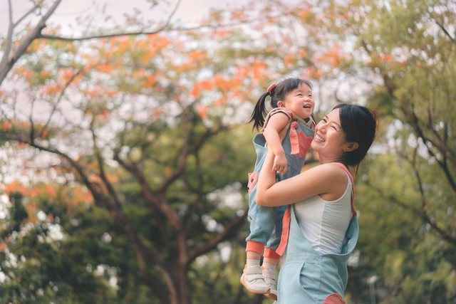 Ilustrasi alasan ibu harus #BanggaJadiBunda!. Foto: shutterstock