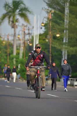 Suasana Car Free Day di Jalan Ahmad Yani By Pass Karawang (Sumber :Dok. Pribadi)