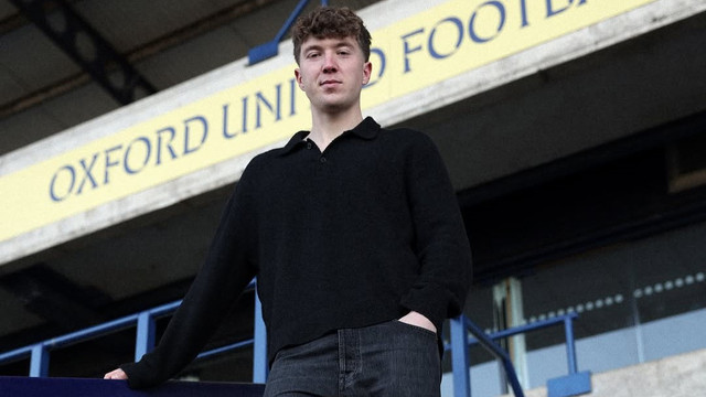 Ole Romeny bersama Oxford United. Foto: Instagram @oufcofficial