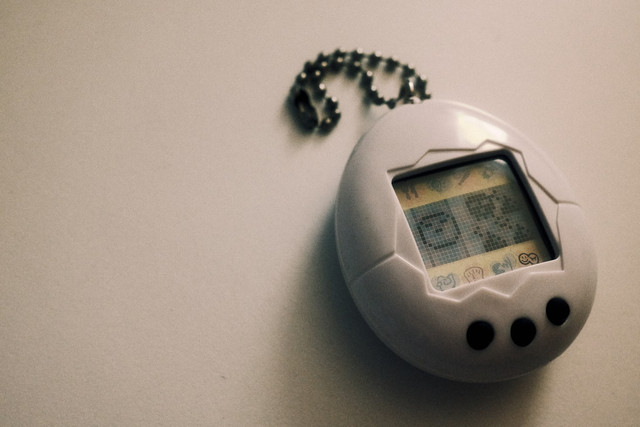 Ilustrasi Cara Main Tamagotchi untuk Pemula, Foto: Unsplash/COSMOH LOVE