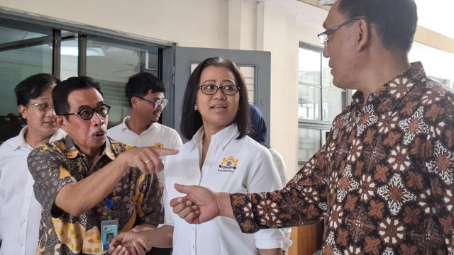 Penghageng Kawedanan Hageng Datu Dana Suyasa Keraton Yogyakarta, GKR Mangkubumi saat ditemui di SMA 1 Teladan Kota Yogyakarta, pada Jumat (31/1/2025).(Foto. Olive)