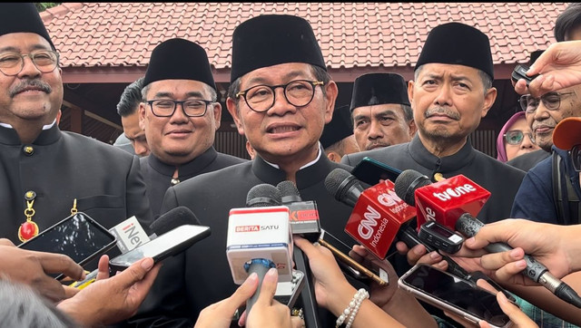 Gubernur Jakarta Pramono Anung di Ponpes Al-Hamid, Cilangkap Munjul, Jakarta Timur pada Sabtu (1/2). Foto: Abid Raihan/kumparan