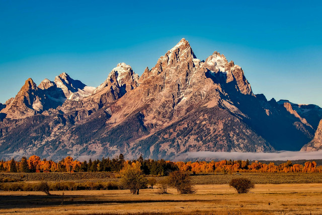 Photo by Pixabay from Pexels: https://www.pexels.com/photo/green-fields-near-brown-mountain-210243/