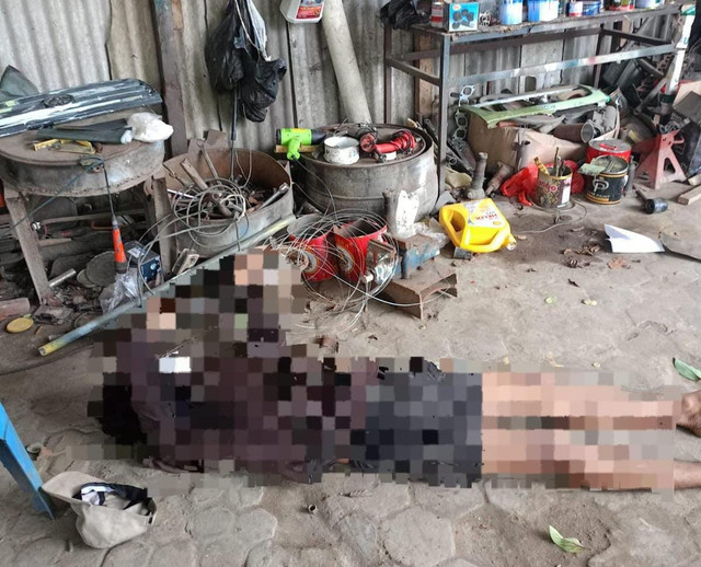 Pria yang ditemukan tewas diduga tersengat aliran listrik di Jalan Sriwedari, Dusun 2B, Desa Jatimulyo, Kecamatan Jati Agung, Lampung Selatan. | Foto: Dok Polsek Jati Agung