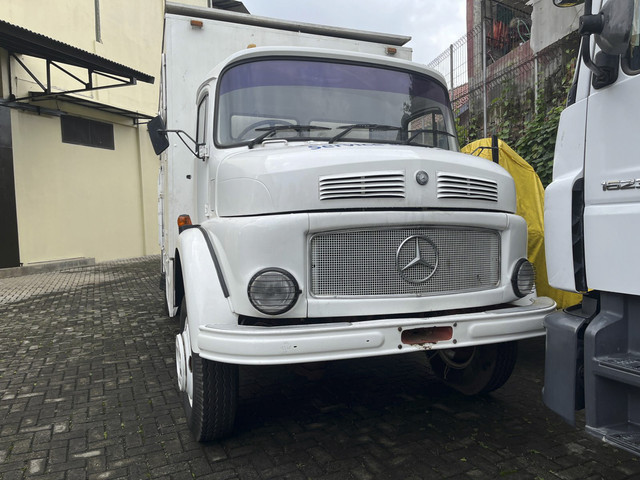 Truk Mercedes-Benz L911 alias Mercy Bagong milik DCVI. Foto: Fitra Andrianto/kumparan