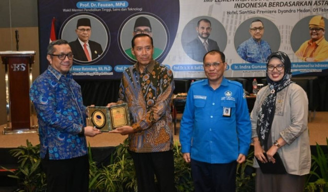 Wakil Menteri Pendidikan Tinggi Sains dan Teknologi (Dikti Saintek) Prof. Dr. Fauzan, MPd meminta para pemimpin Perguruan Tinggi Swasta (PTS) melakukan inovasi dan improvisasi dalam upaya memajukan PTS masing-masing.