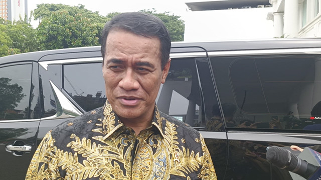 Menteri Pertanian Andi Amran Sulaiman mendatangi Istana Negara, Jakarta Pusat, Selasa (4/2/2025). Foto: Zamachsyari/kumparan