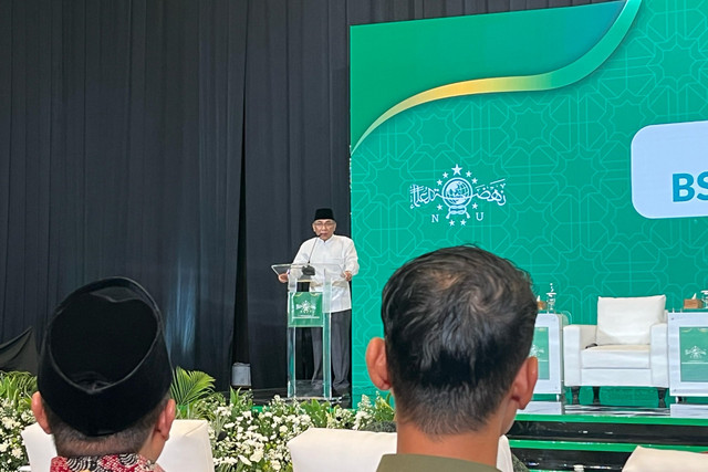 Ketua Umum Pengurus Besar Nahdlatul Ulama (PBNU Yahya Cholil Staquf memberikan sambutan di Acara Sarasehan Ulama di Hotel Sultan, Jakarta Pusat, Rabu (4/2/2025). Foto: Alya Zahra/kumparan 