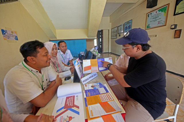 Pelaksanaan Penerimaan Peserta Didik Baru (PPDB) di salah satu sekolah di Surabaya. Foto: Diskominfo Surabaya 