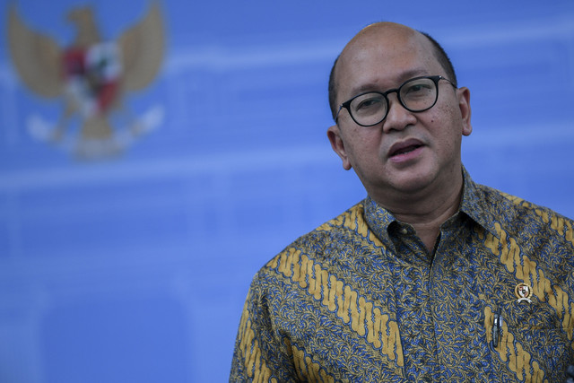 Menteri Investasi dan Hilirisasi Rosan Roeslani memberikan keterangan kepada wartawan usai bertemu dengan Presiden Prabowo Subianto di kompleks Istana Kepresidenan, Jakarta, Selasa (4/2/2025). Foto: Galih Pradipta/ANTARA FOTO