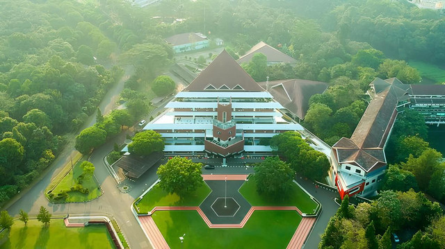 Institut Pertanian Bogor (IPB) adalah salah satu perguruan tinggi negeri di Indonesia. Foto: ipb.ac.id