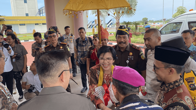 Penyambutan di Bandara Internasional Minagkabau, Sumber: Dokumentasi Pribadi.