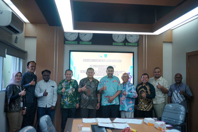 Universitas Nasional (UNAS) melalui Biro Kemahasiswaan (Biromawa) melakukan penandatanganan Memorandum of Understanding (MoU) dan Perjanjian Kerja Sama (PKS) dengan Yayasan Bina Taruna Indonesia Bumi Cendrawasih (BINTERBUSIH) Semarang pada tanggal 5 Febuari 2025 dan bertempat di ruang metting 108.