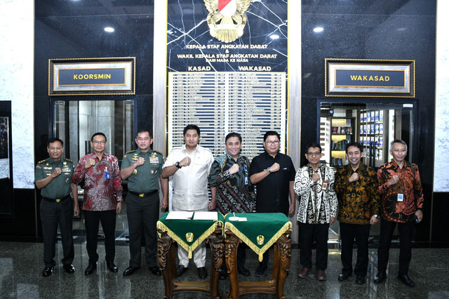 BP Tapera dan Bank Mandiri serta KASAD menyepakati dukungan pembiayaan perumahan melalui FLPP untuk Prajurit TNI AD, Jumat (7/2). Foto: Dok. BP Tapera