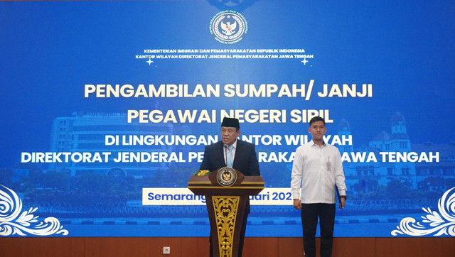 Kakanwil Ditjenpas Jawa Tengah pimpin pengambilan sumpah/ janji pegawai negeri sipil