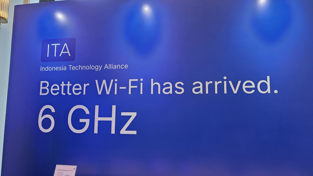 ITA dan Komdigi mengumumkan pembukaan alokasi spektrum 6 GHz untuk Wi-Fi di Jakarta, Jumat (7/2). Foto: Muhammad Fikrie/kumparan