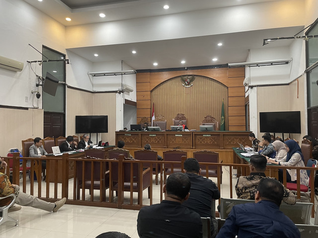 Suasana sidang praperadilan Sekjen PDIP Hasto Kristiyanto melawan KPK, di Pengadilan Negeri Jakarta Selatan, Jumat (7/2/2025) Foto: Fadhil Pramudya/kumparan