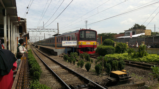 Kereta Sri Tanjung Ekonomi. Foto ilustrasi gerbong PT. KAI. Sumber: Unsplash/Fachry Hadid