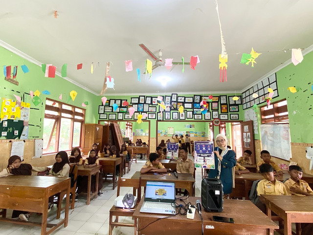                 Sosialisasi Bahaya Radiasi Gadget pada Anak-anak SDN 1 Kragilan