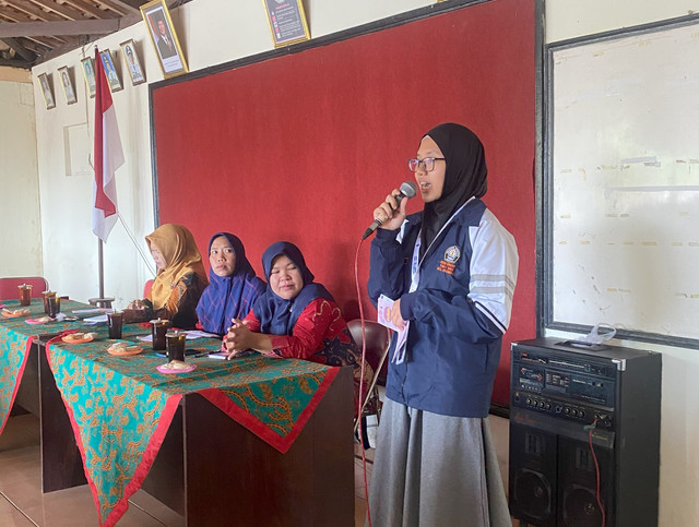 Foto Kegiatan Pemaparan Materi tentang MPASI Kaya Protein Hewani, Desa Sindukarto (26/01/2025) (Foto: Dok KKN)