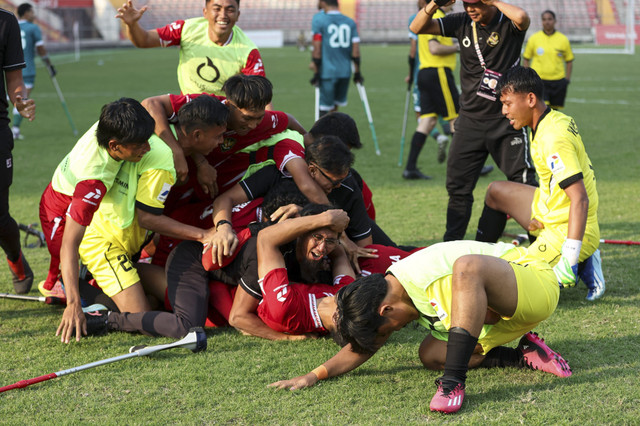 Perjuangan Timnas Amputasi Indonesia di Piala Asia 2025 yang berlangsung di Bangladesh. Foto: Dok. WAFF