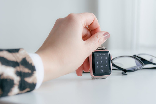 Ilustrasi smartwatch. Foto: Pexels