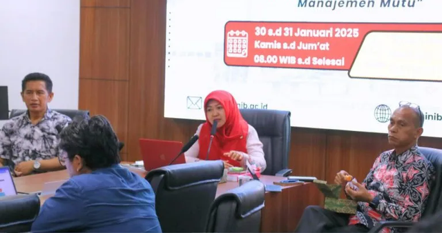 Rektor UIN Imam Bonjol Padang, Prof Dr Martin Kustati berkomitmen penuh untuk peningkatan mutu pelaksanaan tri dharma perguruan tinggi, Continous Quality Improvement (CQI).