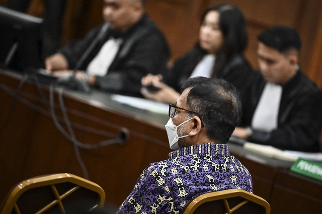 Terdakwa suap vonis bebas Gregorius Ronald Tannur, Zarof Ricar mengikuti sidang dakwaan di Pengadilan Tipikor, Jakarta, Senin (10/2/2025). Foto: Aprillio Akbar/ANTARA FOTO