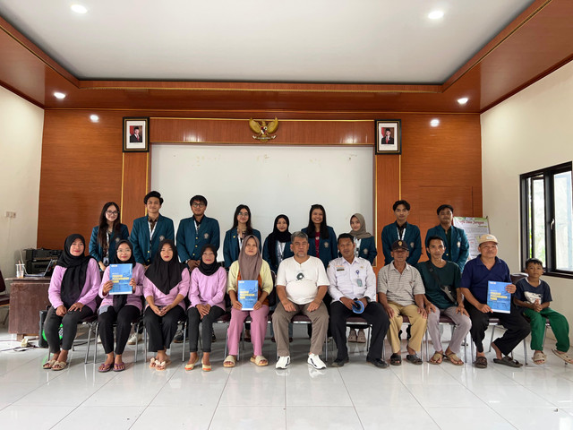 Dokumentasi Pelaksanaan Program Kerja Multidisiplin Pengembangan UMKM KKN TIM 1 Universitas Diponegoro periode 2024/2025 di Desa Juragan