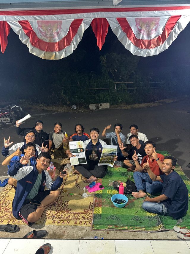 Pembuatan Spray Antinyamuk Dari Serai Dan Kulit Jeruk Di Desa Kemasan (1)