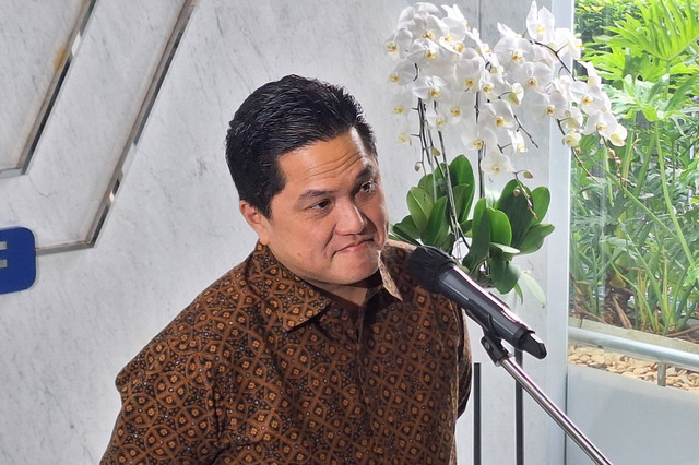 Menteri BUMN Erick Thohir di Kantor Kementerian BUMN, Jakarta Pusat pada Senin (10/2/2025). Foto: Argya D. Maheswara/kumparan 