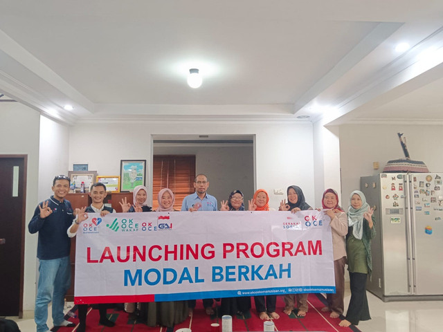 Foto : OK OCE Kemanusiaan Bersama OK OCE GAN dalam launching 'Modal Berkah', Depok, 11 Februari 2025