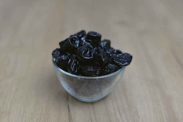 Prunes adalah. Foto adalah buah prunes. Sumber: Pixabay/valkovav