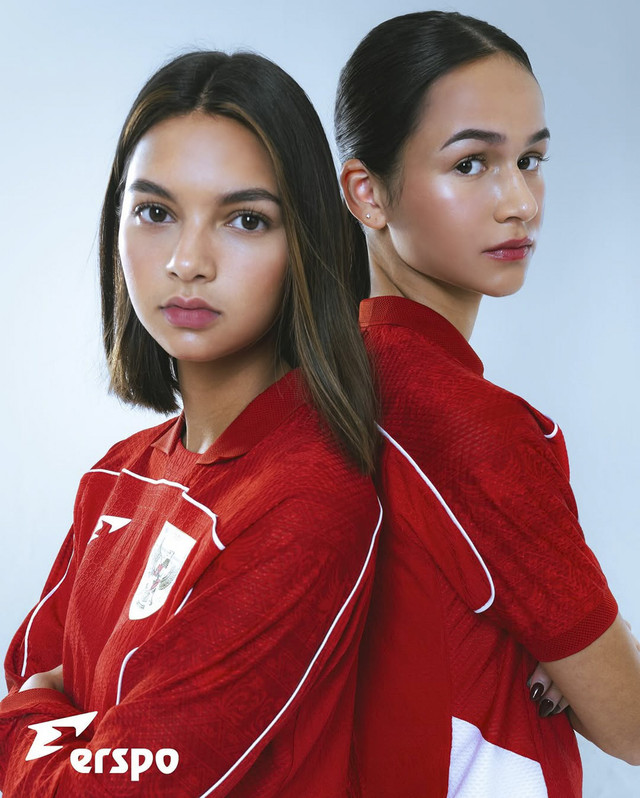 Timnas Wanita Indonesia kenakan jersi baru dari Erspo. Foto: Instagram/ @erspo.official