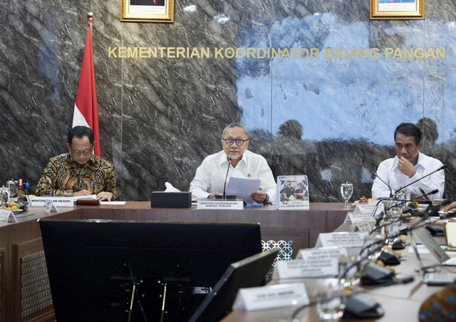 Menko Pangan Zulhas usai Rapat Koordinasi Terbatas (Rakortas) di Kantor Kemenko Bidang Pangan, Jakarta, Kamis (13/2/2025). Foto: Dok. Kemenko Pangan