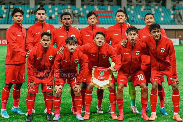 Timnas Indonesia U-20 melawan Iran pada pertandingan Piala Asia U-20. Foto: Instagram/@timnasindonesia