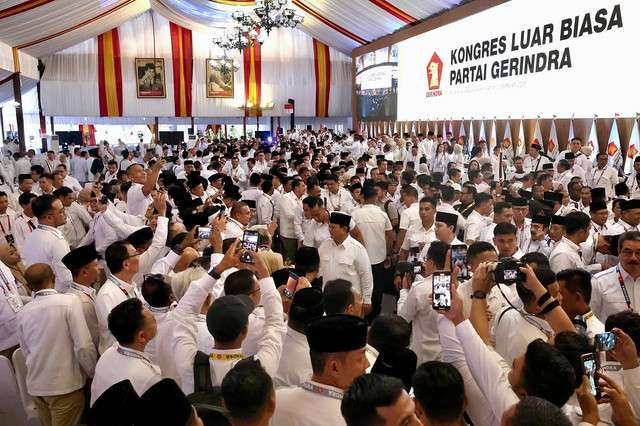 Prabowo Subianto saat Kongres Luar Biasa Gerindra dan ditetapkan sebagai Ketum hingga 2030. Foto: Instagram/ @prabowo