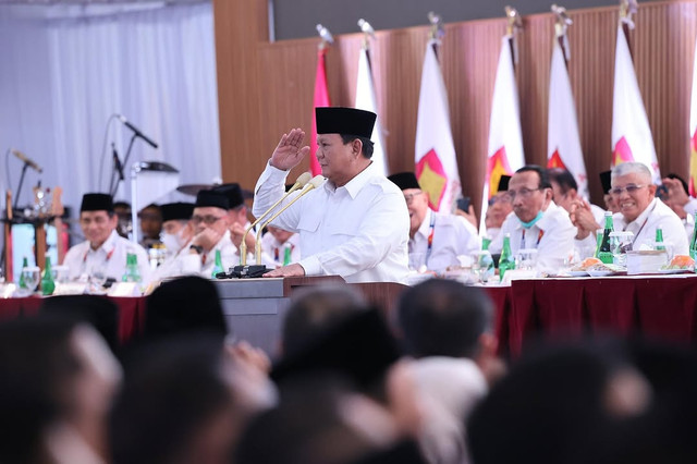 Prabowo Subianto saat Kongres Luar Biasa Gerindra dan ditetapkan sebagai Ketum hingga 2030. Foto: Instagram/ @prabowo