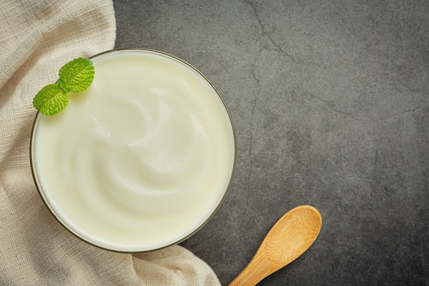 Yogurt Sinbiotik yang Berpotensi Menjadi Salah Satu Superfood Masa Depan (Image Source: Freepik)