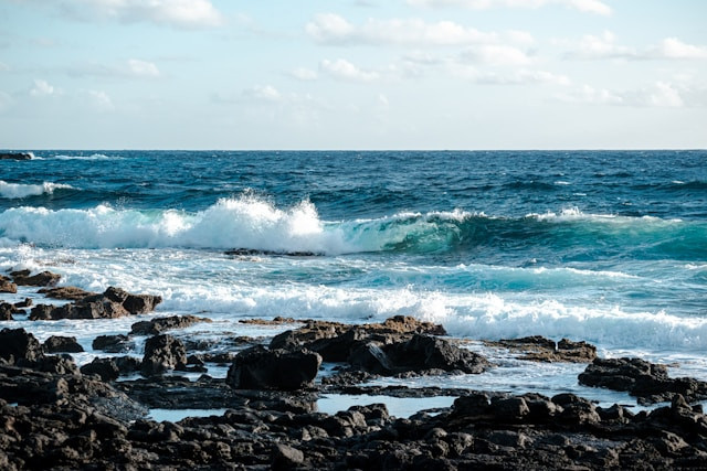 Karang Papak Garut. Foto hanya ilustrasi, bukan tempat sebenarnya. Sumber: Unsplash/Skye