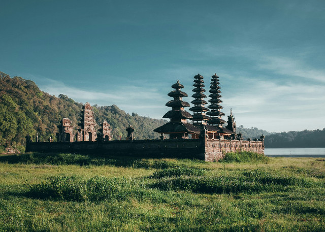 Ilustrasi Pada Masa Raja Anak Wungsu Masyarakat Buleleng Terbagi atas Dua Kelompok Besar, Unsplash/Irfan Maulidi