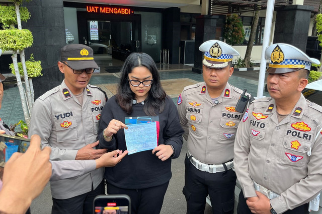 Pengemudi BMW berpelat N 3 NEN diamankan Polres Malang Kota. Foto: Dok. Istimewa