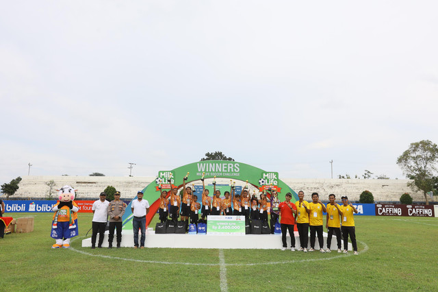 SDN Klepu 03 juara U-10 MilkLife Soccer Challenge Semarang 2025. Foto: Dok. MilkLife Soccer Challenge