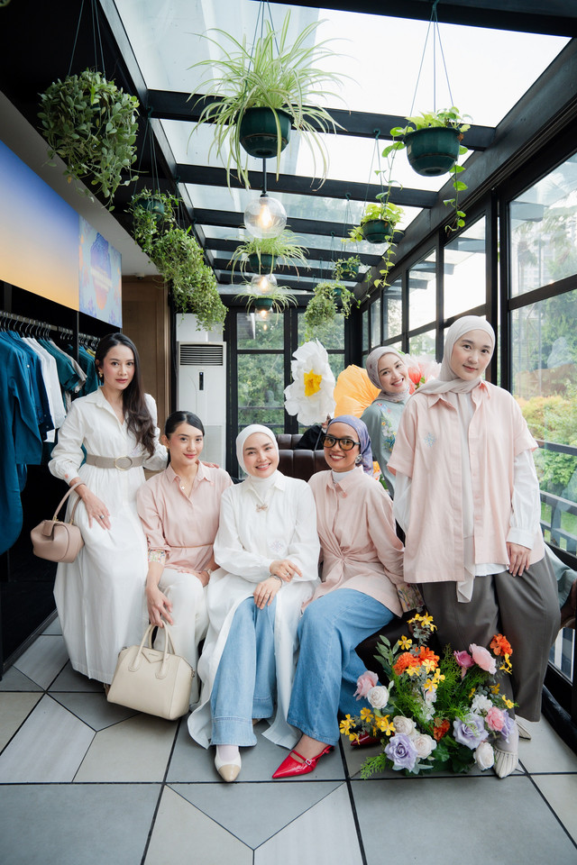 Jenama fashion Giordano berkolaborasi dengan RiaMiranda meluncurkan koleksi premium bertema “Radiating Kindness”. Foto: Giordano