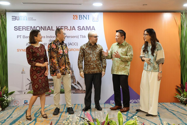 BNI dan Astra Credit Companies (ACC) jalin kerja sama layanan Autopay dalam acara Synergy for Sustainable di Gedung Grha BNI, Jakarta, Selasa (18/02/2025). Foto: Dok. BNI