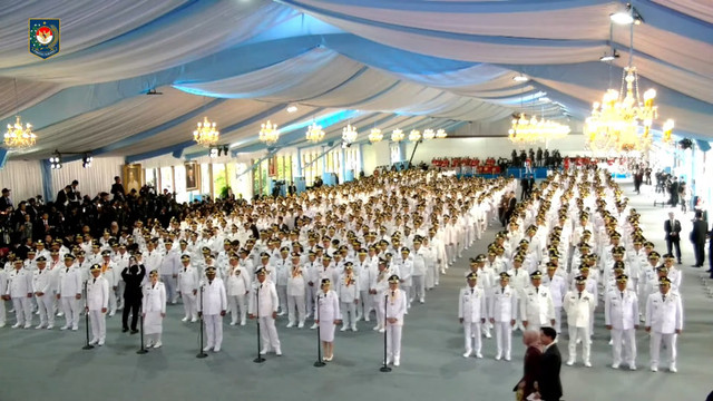 Suasana pelantikan Kepala Daerah di Istana Kepresidenan, Jakarta, Kamis (20/2/2025). Foto: Youtube/Kemendagri RI