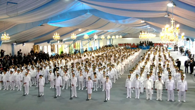 Suasana pelantikan Kepala Daerah di Istana Kepresidenan, Jakarta, Kamis (20/2/2025). Foto: Youtube/Kemendagri RI