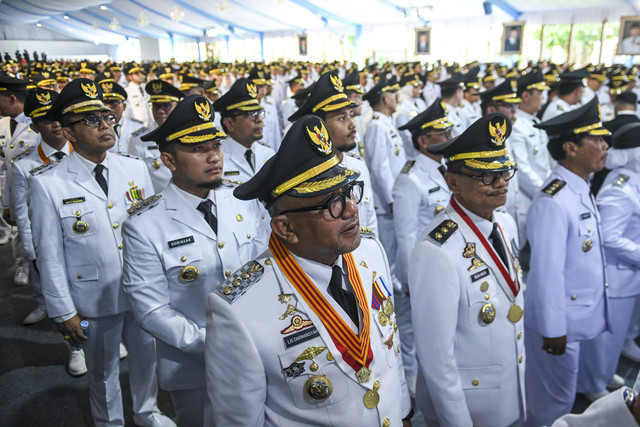 Sejumlah kepala daerah terpilih bersiap mengikuti upacara pelantikan di kompleks Istana Kepresidenan, Jakarta, Kamis (20/2/2025). Foto: Hafidz Mubarak A/ANTARA FOTO